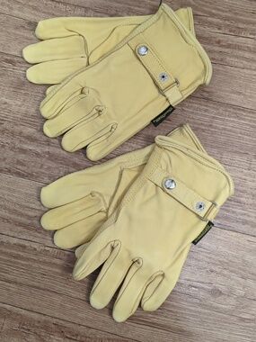 2 Pairs Of Leather Gloves